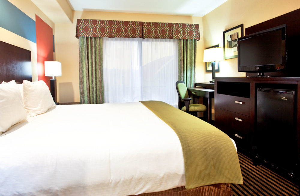 Holiday Inn Express Donaldsonville By Ihg Exterior photo