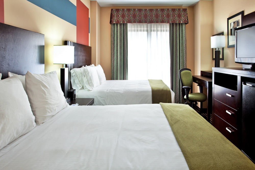 Holiday Inn Express Donaldsonville By Ihg Exterior photo
